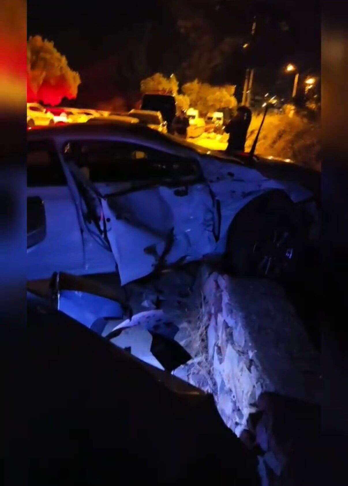 Bodrum’da Zincirleme Trafik Kazası: 4 Otomobil ve Motosiklet Hurdaya Döndü, Yaralı Var 4